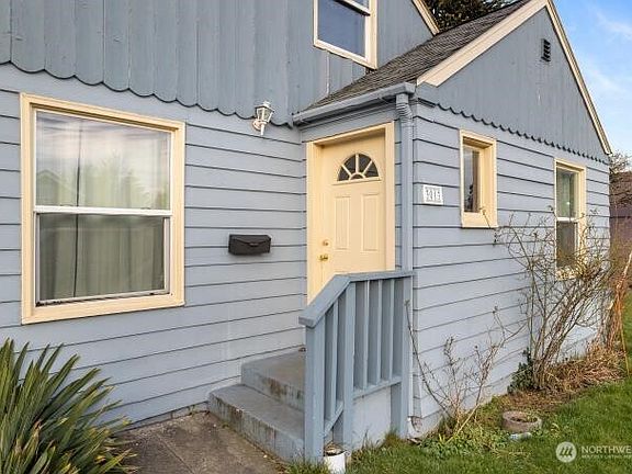 4th image of 3013 19th Street