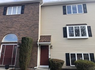 305 Salem St APT 411, Woburn, MA 01801