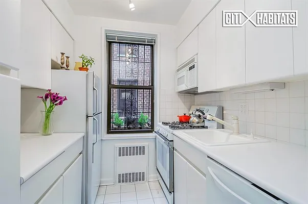 Sold by Citi Habitats | media 21