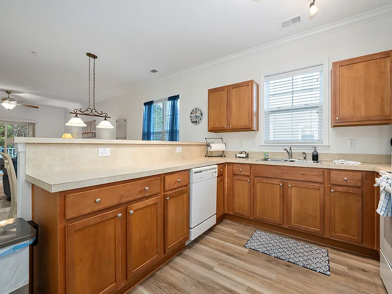 6253 Catalina Dr #1025 — Photo 25