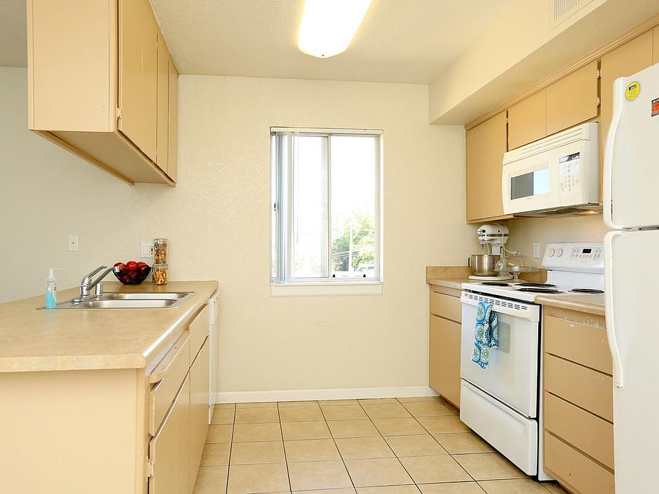 Creekview Homes 1145 W 9th St Chico CA Zillow