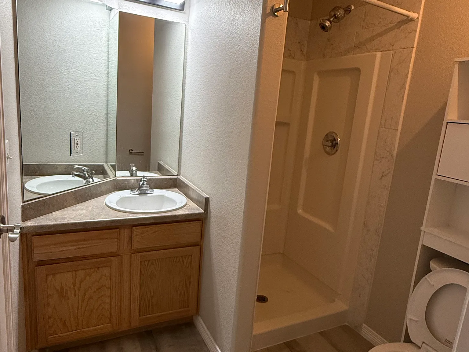 2 bed, 1329 sqft, $1,700 — Photo 4
