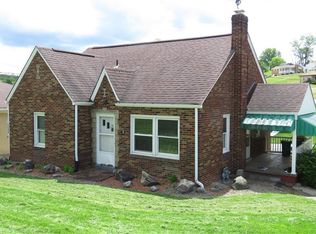 310 McClelland Rd, Canonsburg, PA 15317