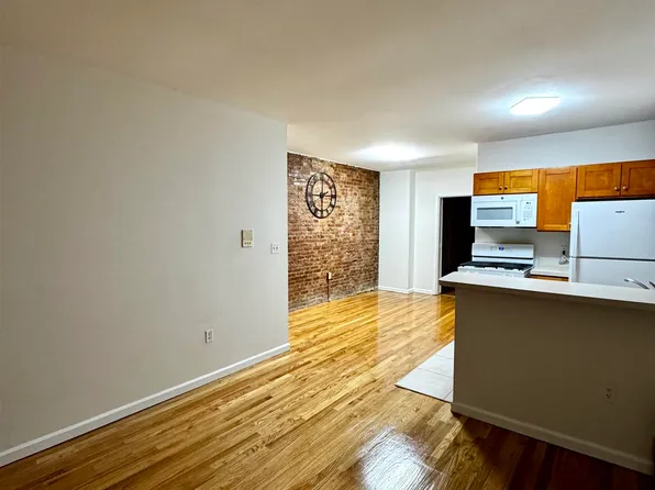 722 Ocean Avenue image 18 of 26