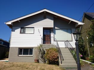 3049 Belvidere Ave SW, Seattle, WA 98126