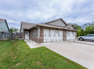 202 W May St, Andover, KS 67002