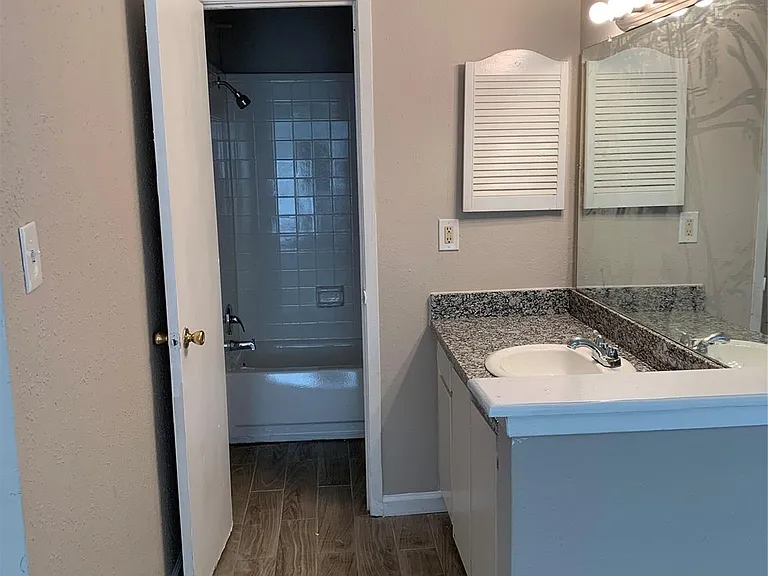 6200 W Tidwell Rd #806 — Photo 10