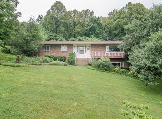 1615 Seward Dr, Johnson City, TN 37604