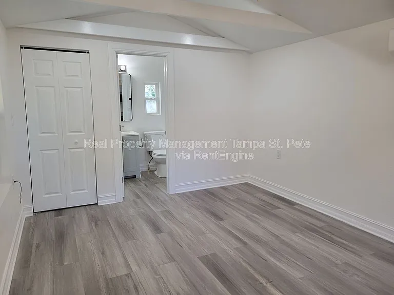 5034 2nd Ave S — Photo 5