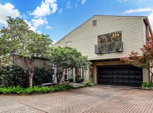 1910 Nantucket Dr #B, Houston, TX 77057