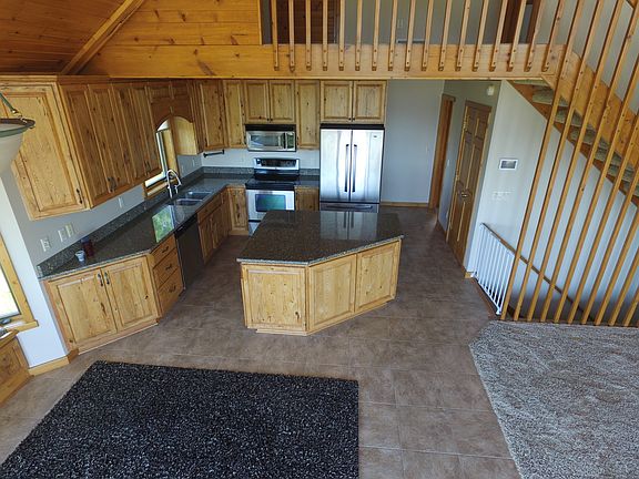 2nd image of 130 Crestview Dr