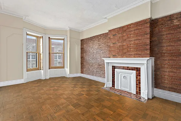 Rented by Compass | media 10