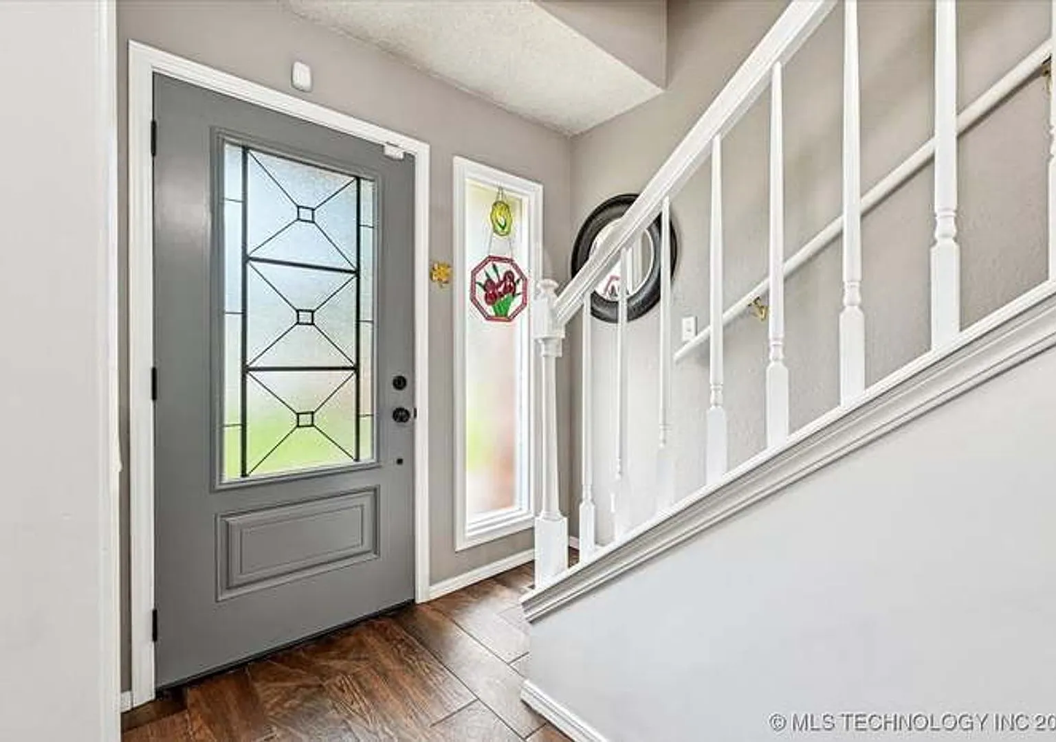 Discover this beautiful 4 bedroom, 2 bath home nested in the heart of Tulsa! — Photo 4