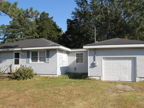 1404 Warden St, Elizabeth City, NC 27909