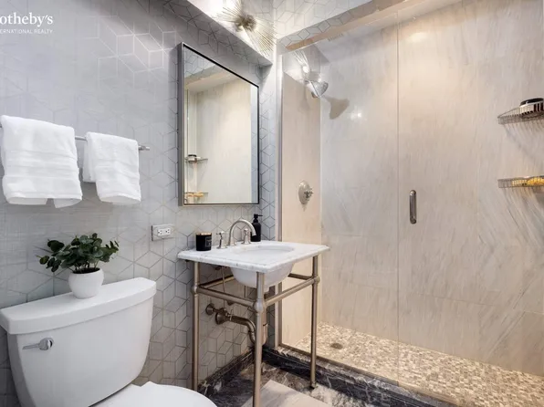 181 East 65th Street image 8 of 16