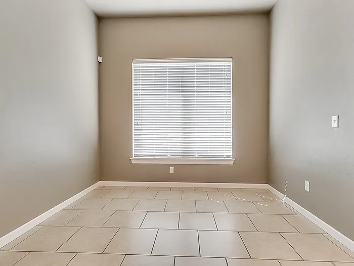 8312 NW 140th St — Photo 39
