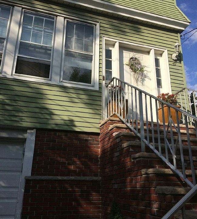 1st image of 47 E 36th St