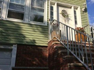 47 E 36th St, Bayonne, NJ 07002