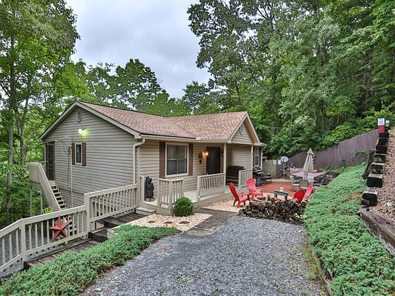 2nd image of 168 Acorn Ct