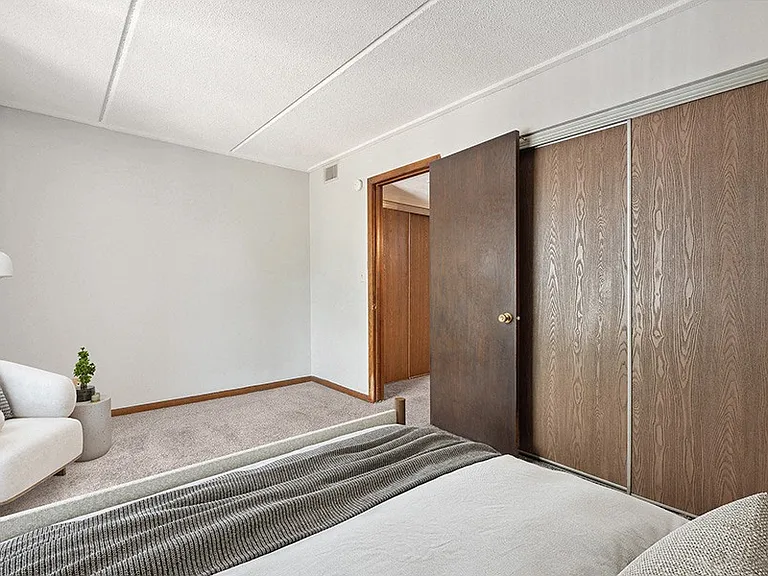 Elevate on Parkway — Photo 16