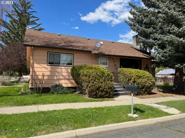 1760 Myrtle St, Baker City, OR 97814