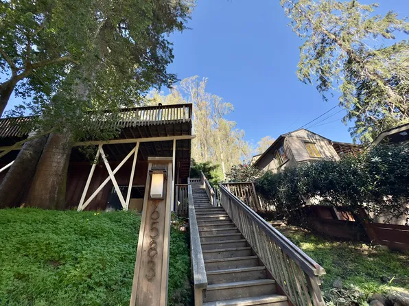 6583 Valley View Rd, Oakland, CA 94611