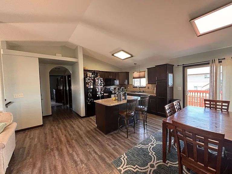 470 Sovereignty Ln — Photo 5