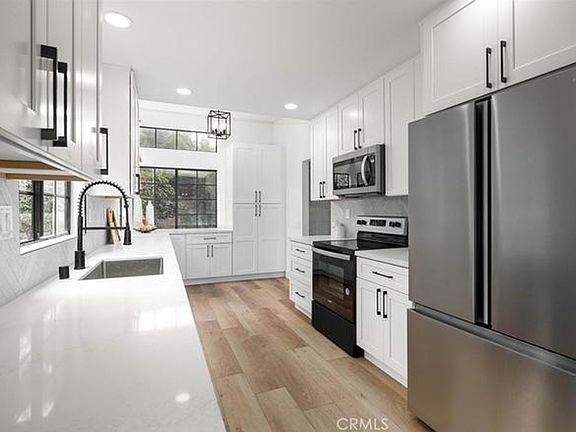 4th image of 3516 Somerset Way