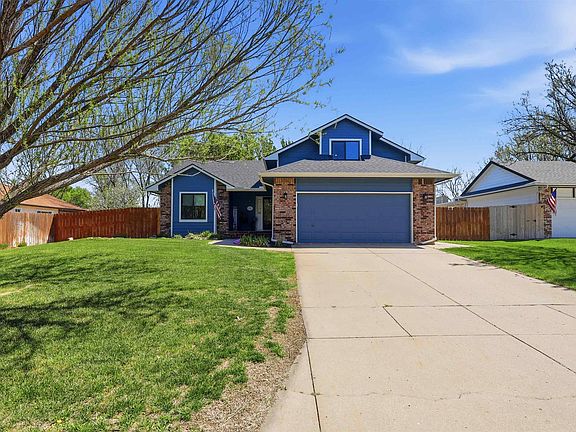 2nd image of 152 N Lioba Dr