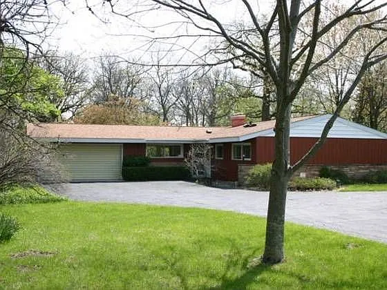 3N161 Lakewood Dr photo 1
