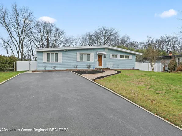 258 Parkview Terrace, Lincroft, NJ 07738