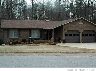 205 Rock Creek Dr, Lincolnton, NC 28092