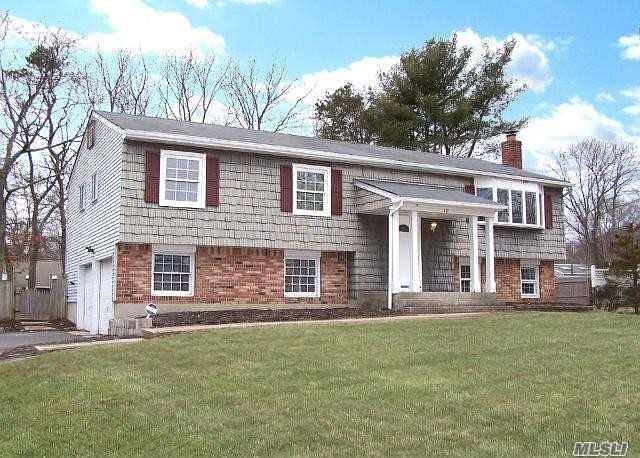 1st image of 12 Barclay Dr