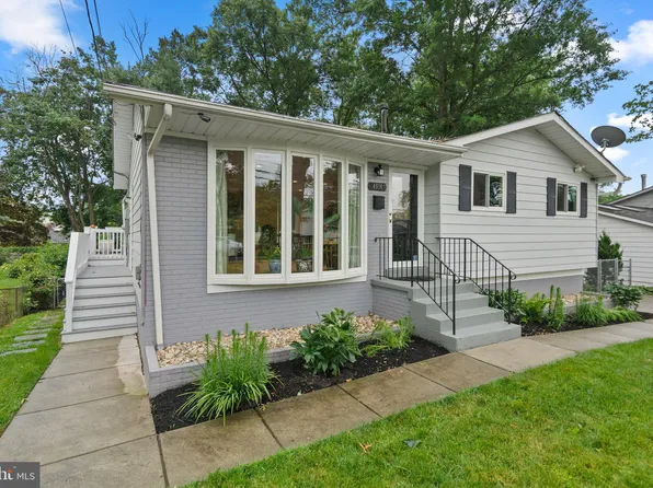 4914 Arbutus Ave, Rockville, MD 20853