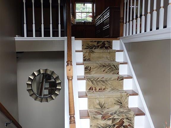 3rd image of 5732 Lake Hill Dr