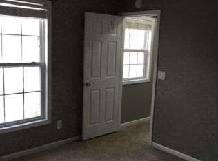 2612 University Dr, Lawrence, KS 66049