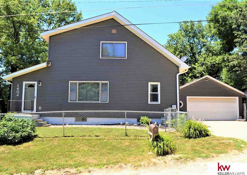 1st image of 1602 Avenue D