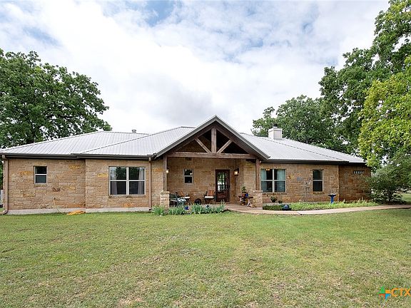 2nd image of 7075 Ranch Road 1869