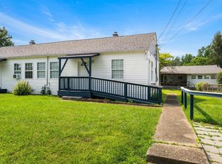742 W Outer Dr #1, Oak Ridge, TN 37830