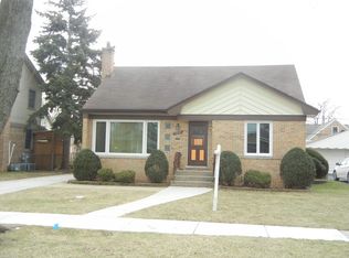 7037 W Monroe St, Niles, IL 60714