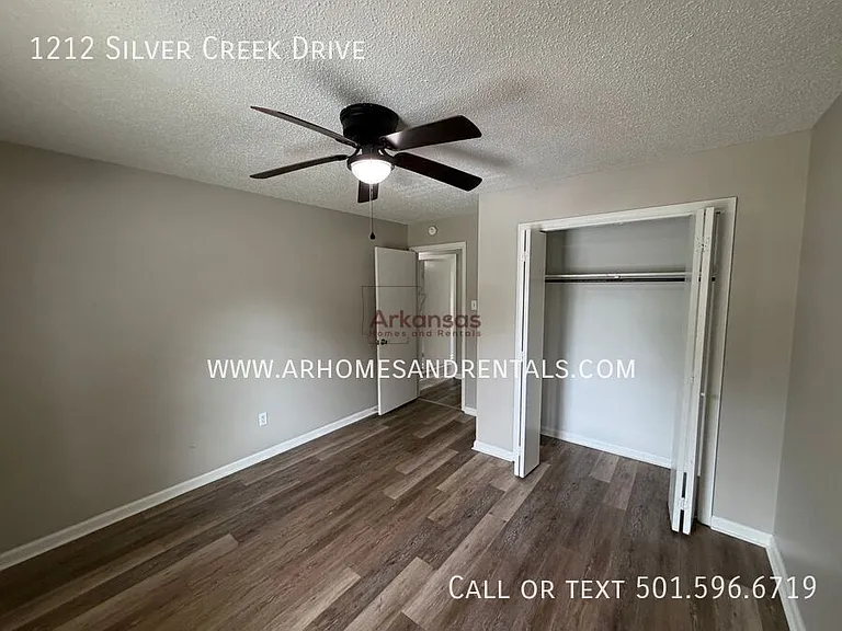 1212 Silver Creek Dr — Photo 9