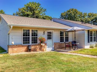 462 Oldham Ct UNIT A, Ridge, NY 11961