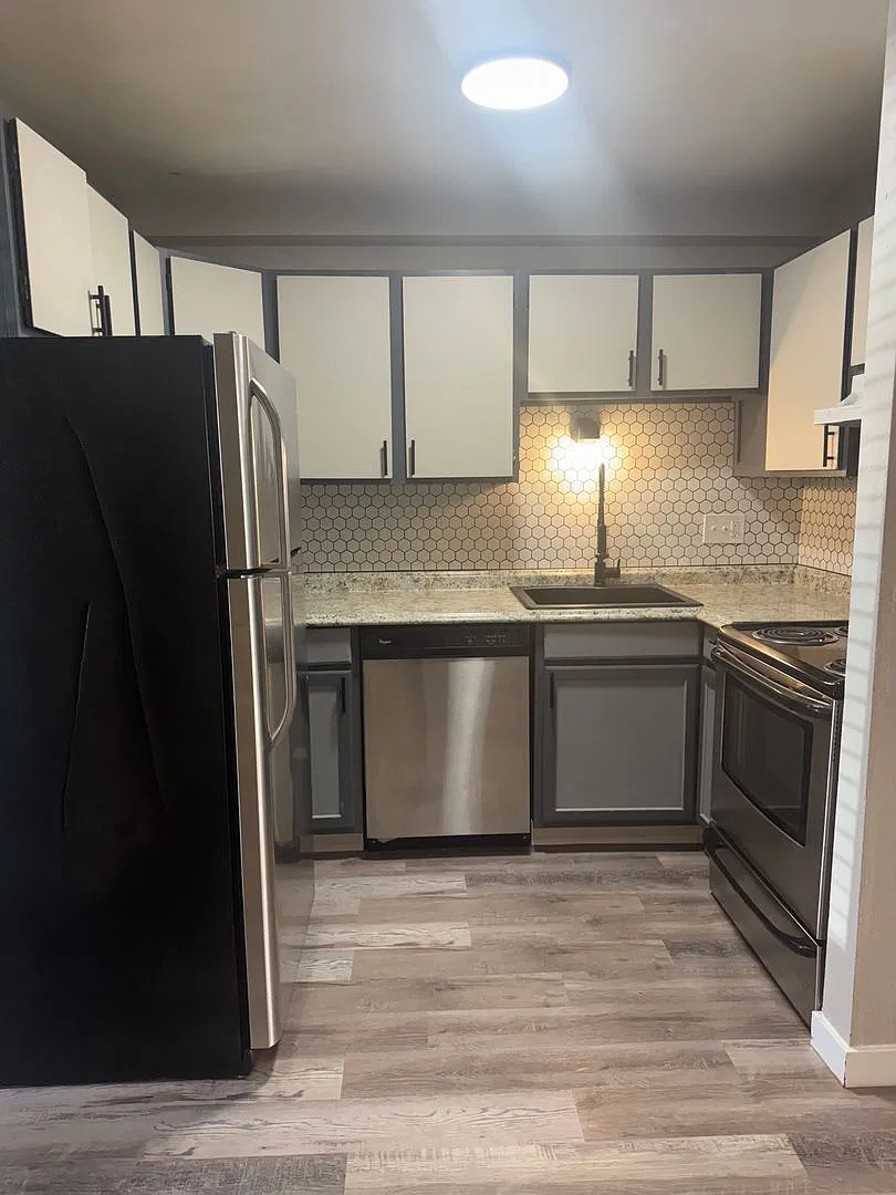Welcome to The Lofts at Rock Vue — Photo 2