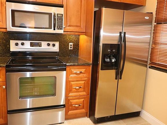 5th image of 3507 Village Blvd APT 401