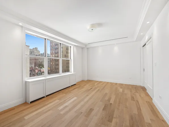 317 West 89th Street image 2 of 18