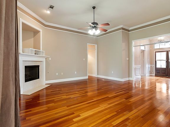3rd image of 181 Cypress Lakes Dr