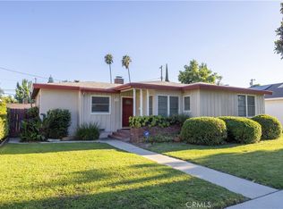 19126 Hartland St, Reseda, CA 91335
