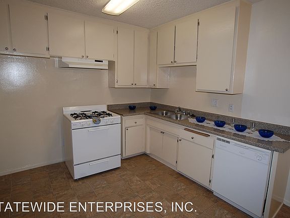 4th image of 8437 Tobias Ave APT 8