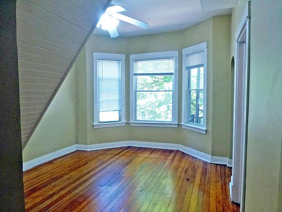 3rd image of 3025 N Gresham Ave #2