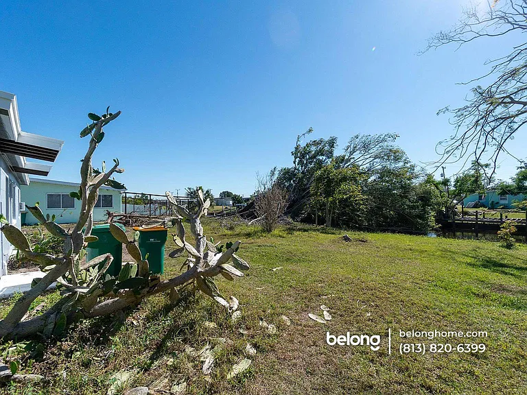 691 Sharon Cir — Photo 20